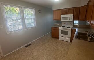 3 beds, 1 bath, $1,650