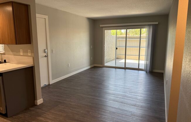 2 beds, 1 bath, 853 sqft, $2,615, Unit 6G