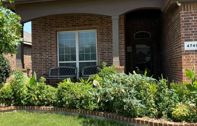 Keller ISD, 3 Bed in Rolling Meadows