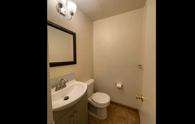 2 beds, 1.5 baths, 875 sqft, $1,875, Unit A