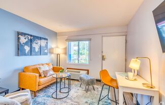 Studio, 1 bath, 300 sqft, $745