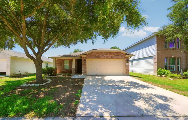 Cozy Home in Cibolo Valley Ranch Now Available - Realtor Commission: $500