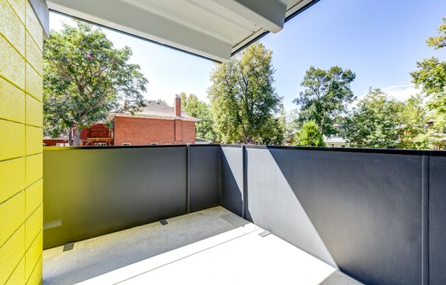 2 beds, 2 baths, 925 sqft, $2,100, Unit 601