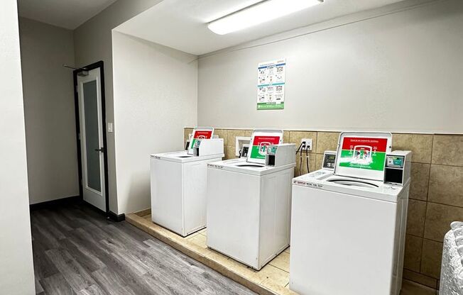 Studio, 1 bath, $1,145, Unit #607
