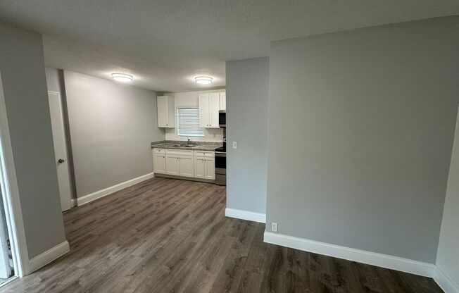 2401 Apartments LLC