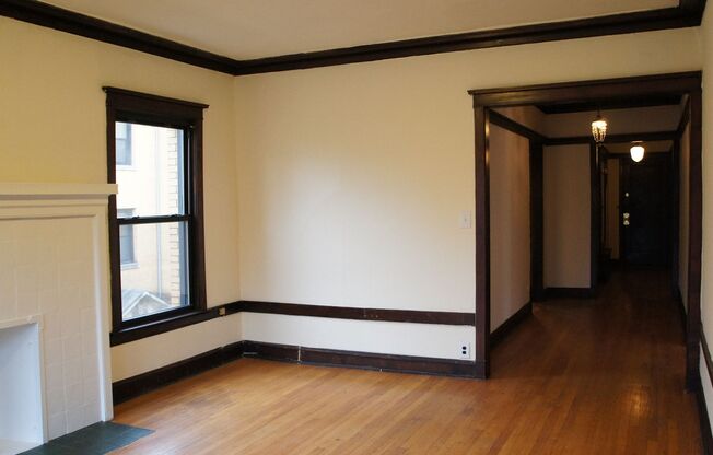 2418 Sawyer LLC