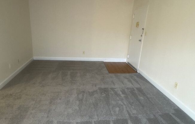 3 beds, 2 baths, 1,300 sqft, $2,150, Unit 3335 #201