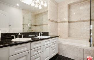 1836 Parnell Ave Apt 101