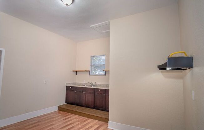 4109 S Presa