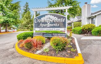 Crowne Pointe Apartments 