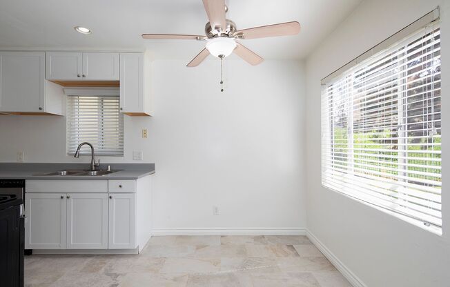 1 bed, 1 bath, 740 sqft, $1,875, Unit D