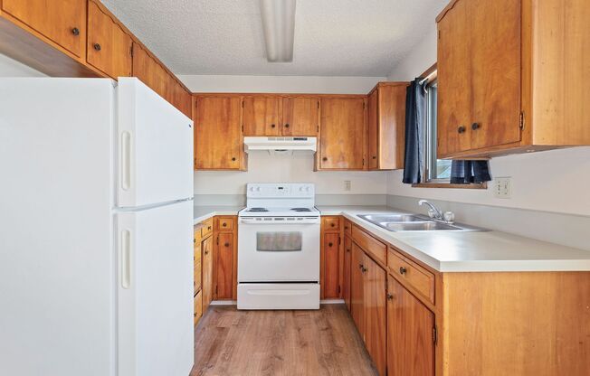 2 beds, 1 bath, 685 sqft, $1,195, Unit 8069