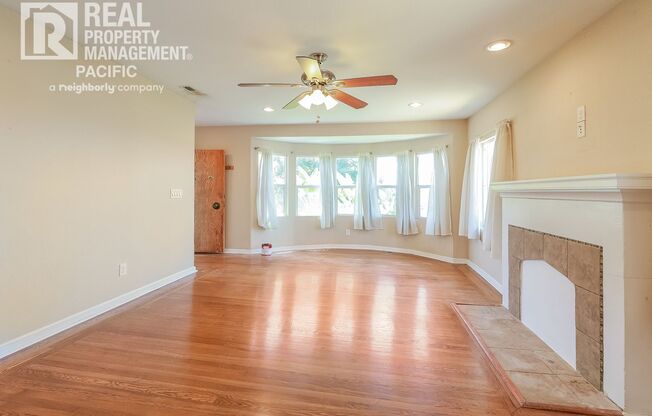 Charming 3-Bedroom Home in Glenview