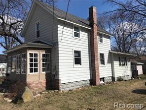 2 beds, 2 baths, $1,975