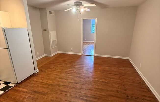 1 bed, 1 bath, 550 sqft, $1,275, Unit 963-107