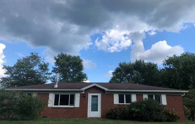 3 bedroom ranch home Available August 2025!   Monthly Rent is $1,625