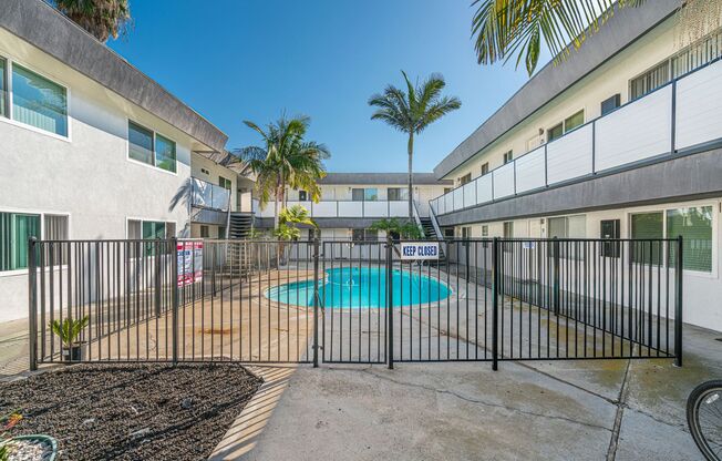 GRAND PALMS