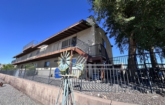 2578 COUNTRY CLUB DR