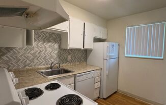 1975 S DECATUR ST