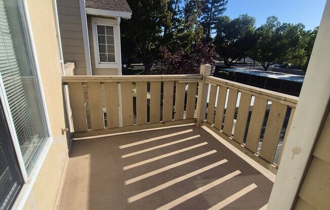 2 beds, 1 bath, 825 sqft, $1,800, Unit 203