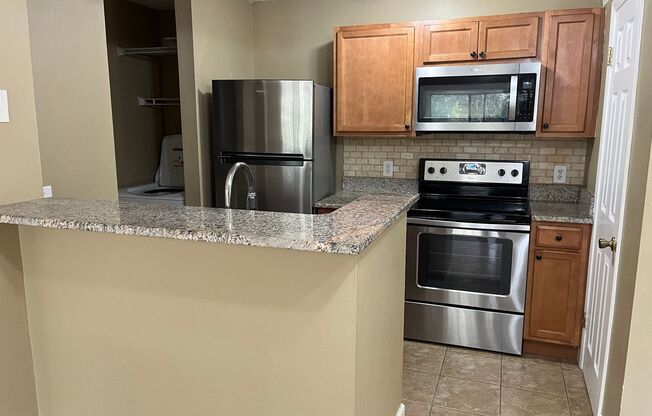 1 bed, 1 bath, $1,300