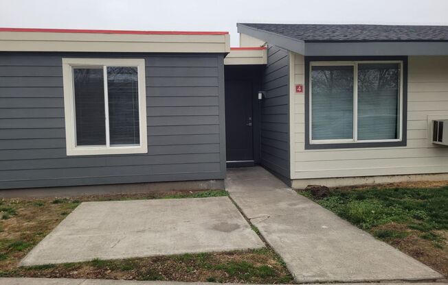 3 beds, 1 bath, 945 sqft, $1,700, Unit 1326 M4