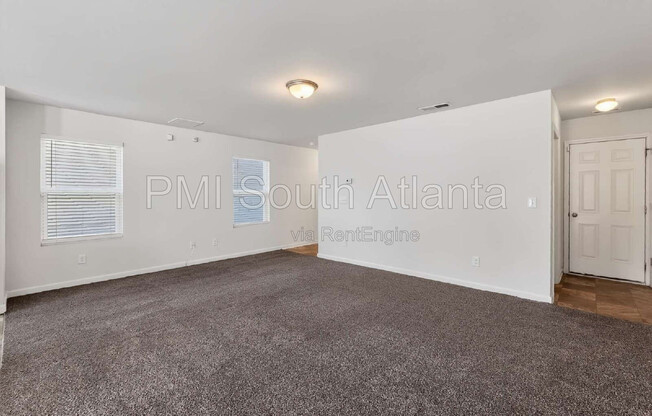 4 beds, 2.5 baths, 2,100 sqft, $1,950
