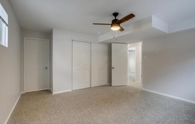 13489 W AUBURN AVE
