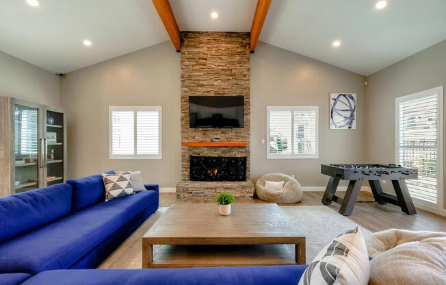 Clubhouse Straight On TV.jpg