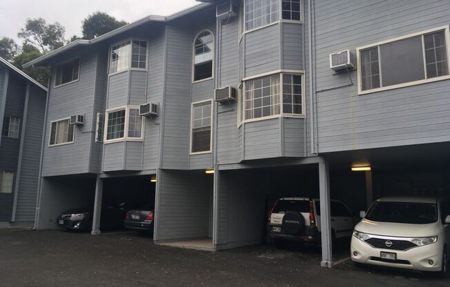 Healani Gardens-2 bed, 2 bath, 2 parking!
