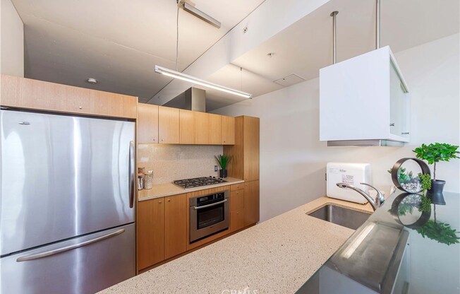 1 bed, 1 bath, 920 sqft, $2,900, Unit 909