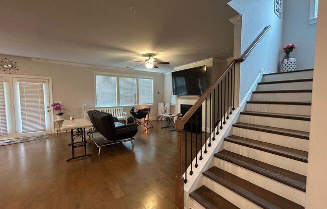 413 Kinross Ln, Peachtree City - Available With 2 Week Notice! – 5 BDR 4 BTH