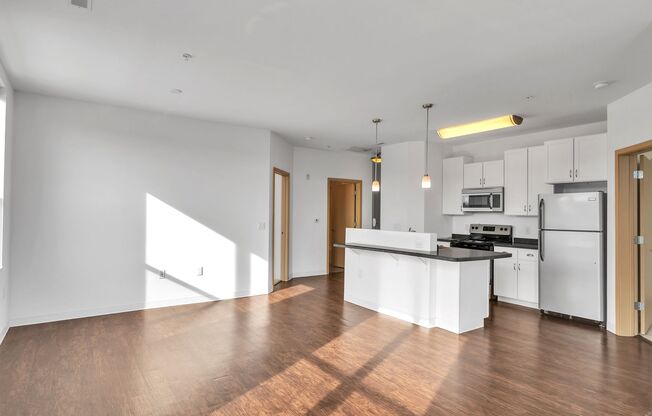 2 beds, 2 baths, 1,024 sqft, $2,495, Unit 328
