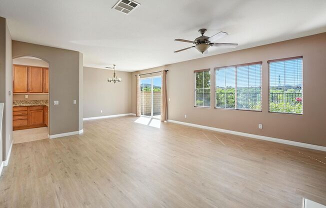 GORGEOUS 4+3 in Copperhill Area