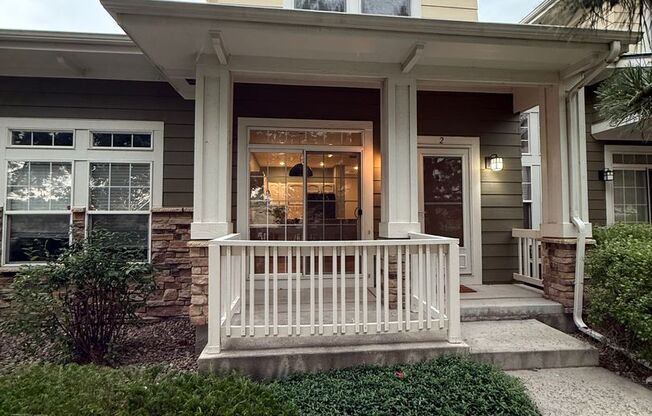 Bright and Modern 3-Bed, 2.5-Bath Townhouse in Homestead at Seven Stones