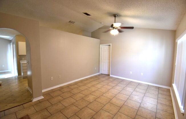 3 beds, 2 baths, $1,900