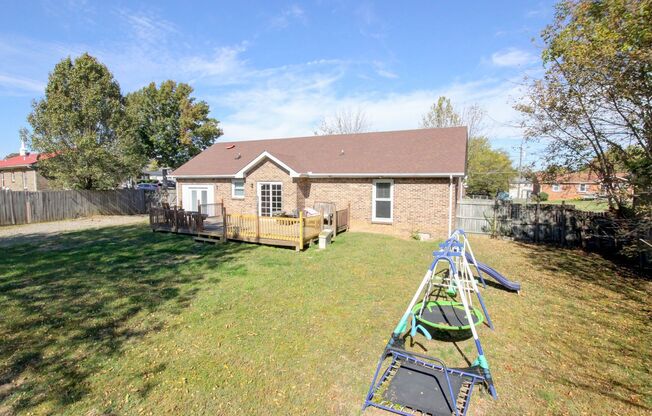 3 beds, 2 baths, $1,650