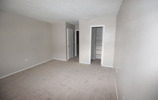 1 bed, 1.5 baths, $1,270