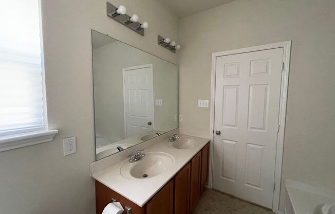House for Lease in Fort Worth