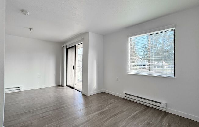 Studio, 1 bath, 480 sqft, $1,445, Unit 328