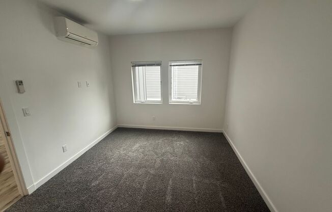 2 beds, 1 bath, 745 sqft, $2,095, Unit 8513-201