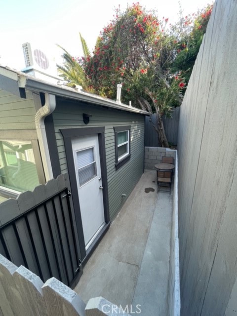 Studio, 1 bath, 400 sqft, $2,350