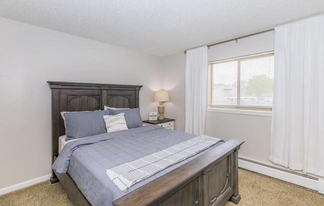 1 bed, 1 bath, 560 sqft, $641