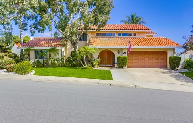 Beautiful La Jolla Alta Home! 50% off First Month's Rent Move in Promotion!