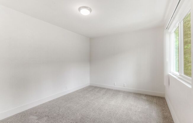2 beds, 1 bath, 558 sqft, $1,575, Unit E68