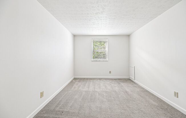 2 beds, 1 bath, 665 sqft, $950, Unit 1732P