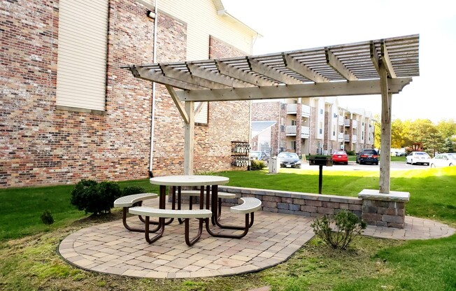 Stonegate Park Apartments