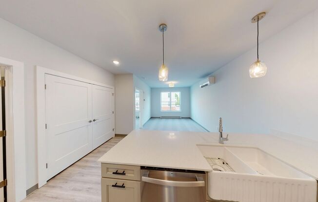 1 bed, 1 bath, 459 sqft, $2,025, Unit 303