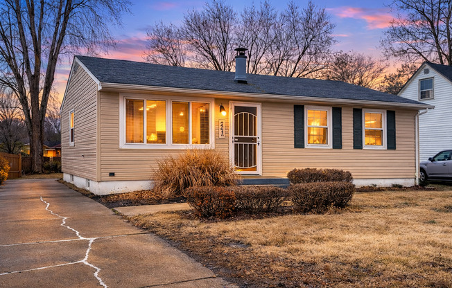 Welcome to Walker - $250 Off First Month's Rent