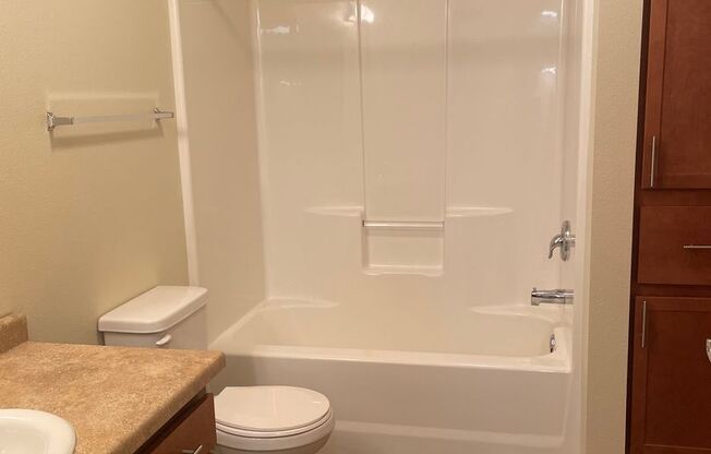 1 bed, 1 bath, 720 sqft, $1,020, Unit 5160-209
